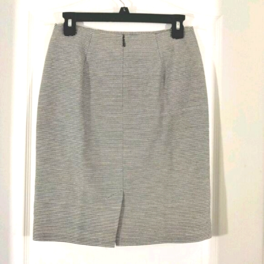 Talbots Black Label Size 2 P Petite Pencil Skirt Blue White Striped Fully Lined - Picture 2 of 6